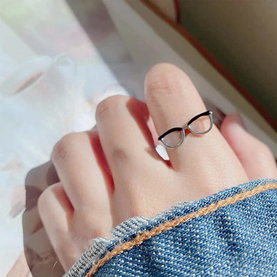 Spectacle-Shaped Metal Novelty Ring