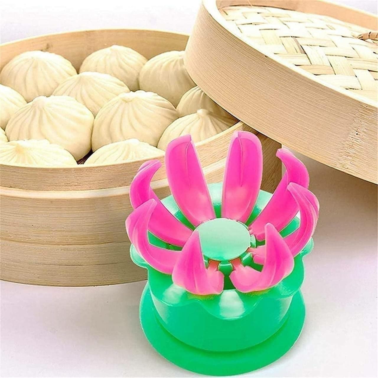 Lotus-Shaped Momos Maker and Dumpling Press, Manual Plastic Mould